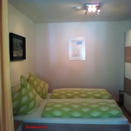 Ferienwohnung Schwarz * טודמוס