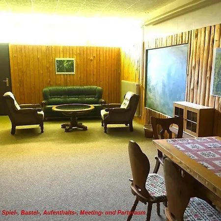 Ferienwohnung Schwarz * טודמוס